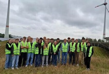 Erdkundekurse besuchen Bioenergiepark in Saerbeck